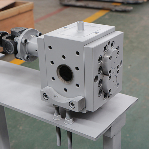 熔體增壓泵的技術特點
